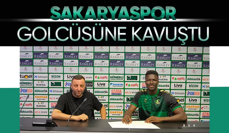 Sakaryaspor'da Abdel Zagre imzayı attı