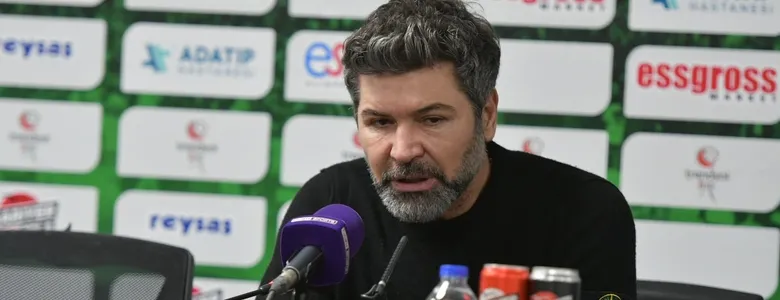 Sakaryaspor'da Hakan Kutlu için istifa sesleri