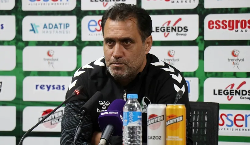 Sakaryaspor'da istifa kabul edilmedi Serhat Sütlü takımın başında