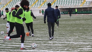 Sakaryaspor fırsat tepti
