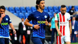 Sakaryaspor genç stoperle anlaştı