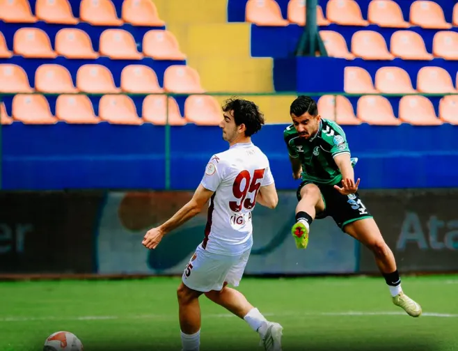 Sakaryaspor prestij maçında 1 puanı aldı