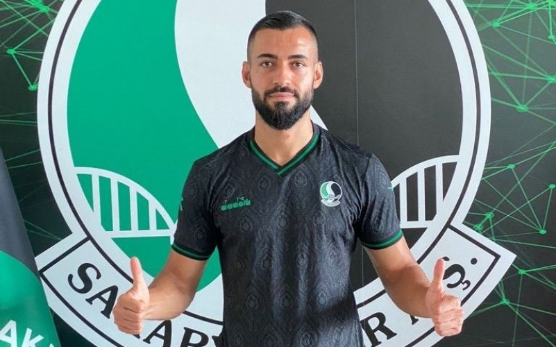 Sakaryaspor Umut Sönmez'i renklerine kattı