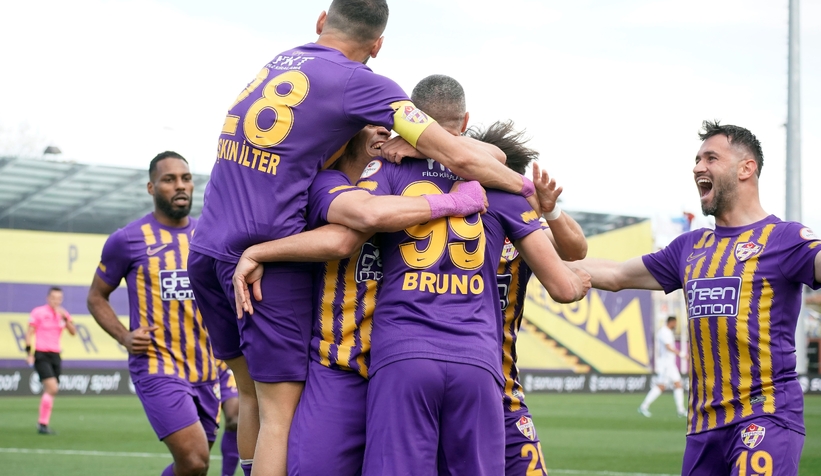 Sakaryaspor'un rakibi Süper lige çıkan ilk takım oldu