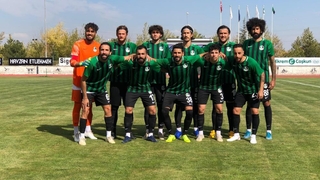 Sakaryaspor’dan sil baştan bir kadro