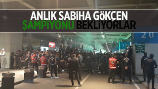 Sakaryasporlu taraftarlar İstanbul'a akın etti