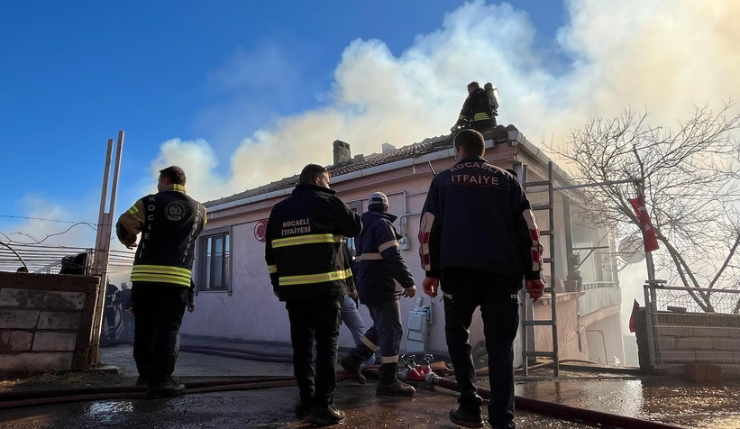 Samanlıkta yangın çıktı