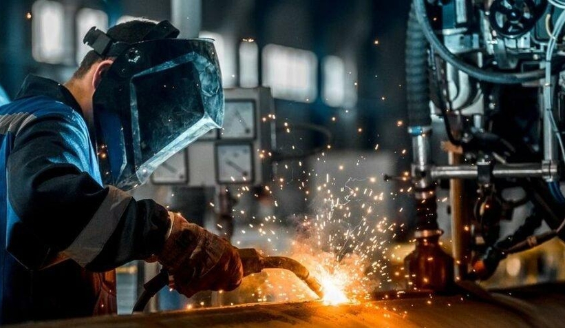 Sanayi üretimi aralıkta arttı