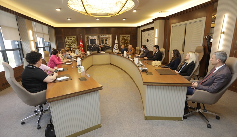 Sanayide Kadın Eli Projesi Toplantısı