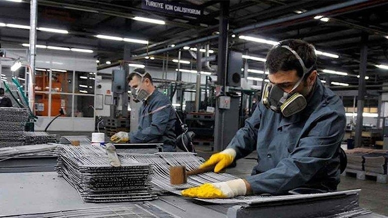 Sanayide kapasite kullanım oranı ekimde geriledi