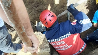 Sapanca'da toprak kayması