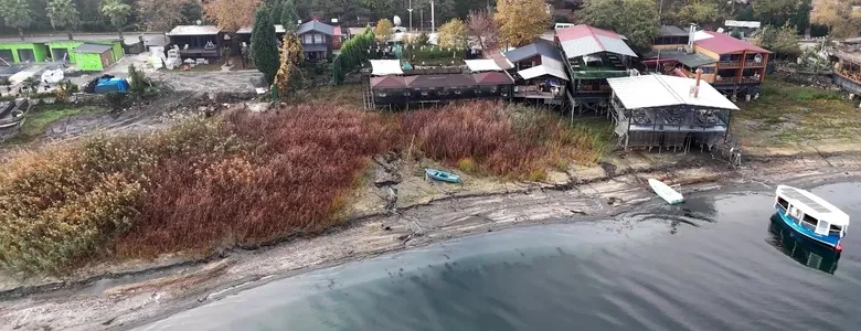Sapanca Gölü'nde kaçak yapılar için verilen süre bugün doluyor