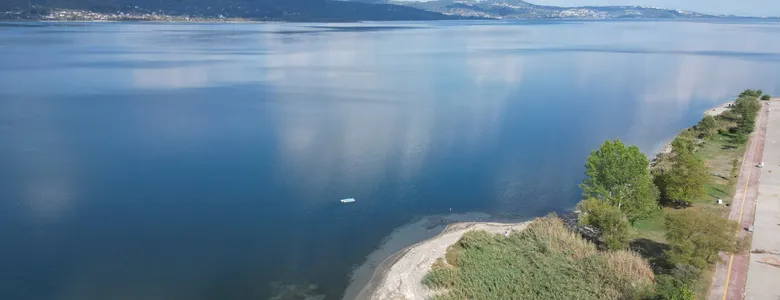 Sapanca Gölü'nde su seviyesi kritik eşiğe yükseldi