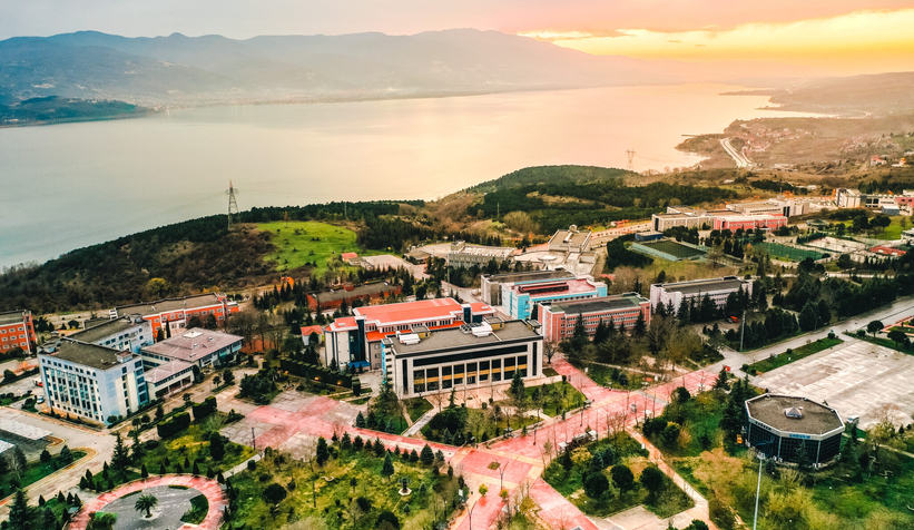  SAÜ çalışan annelerin mental sağlığını inceledi