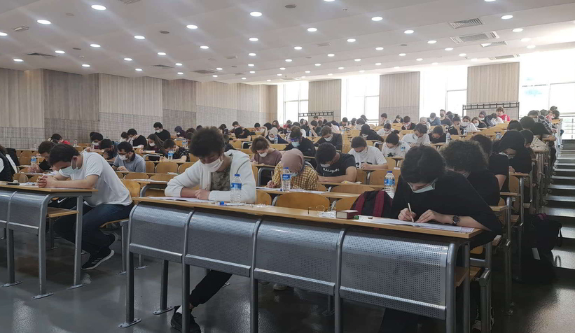 SAÜ'de erken sınav heyecanı