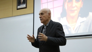 SAÜ'de Faik Baysal konuşuldu