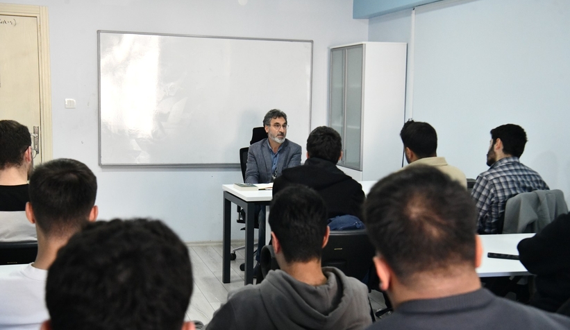 SAÜ'de Osmanlı'dan Cumhuriyet'e yakın tarih dersi