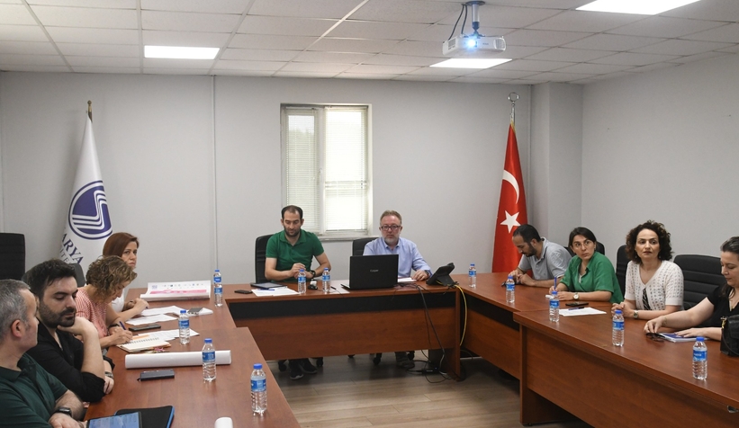 SAÜ'de yapay zeka politikaları kurulu toplandı