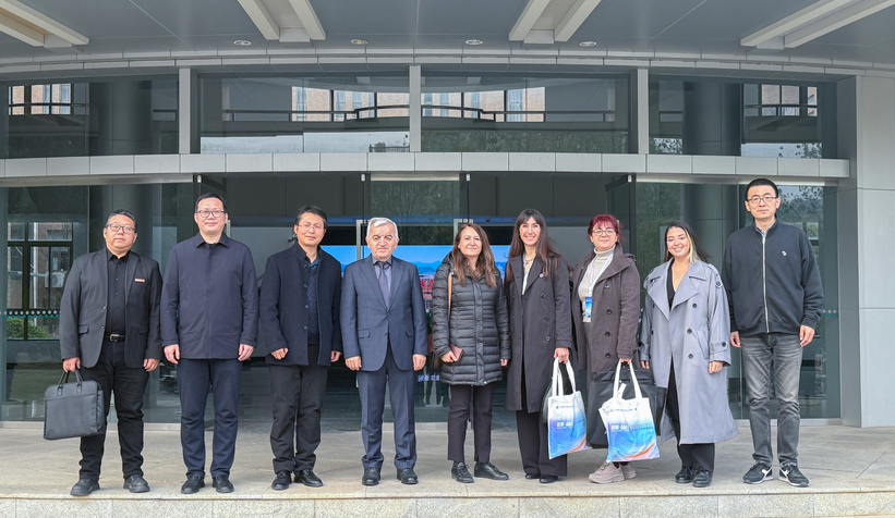 SAÜ'den Çin'e akademik atılım