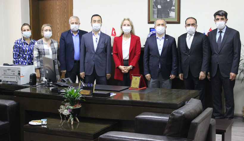 SAÜ Eğitim Fakültesi'nde devir teslim