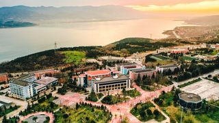 SAÜ Genç Üniversiteler arasında ilk 4'te