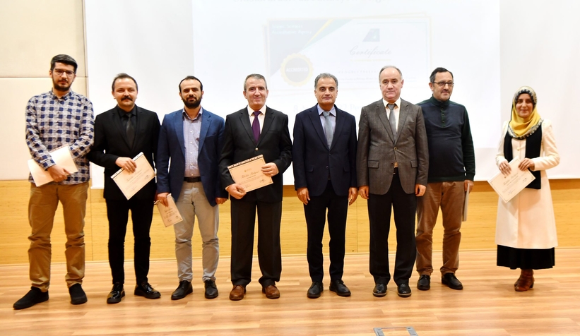 SAÜ İlahiyat Fakültesi Uluslararası Akreditasyon Belgesini aldı