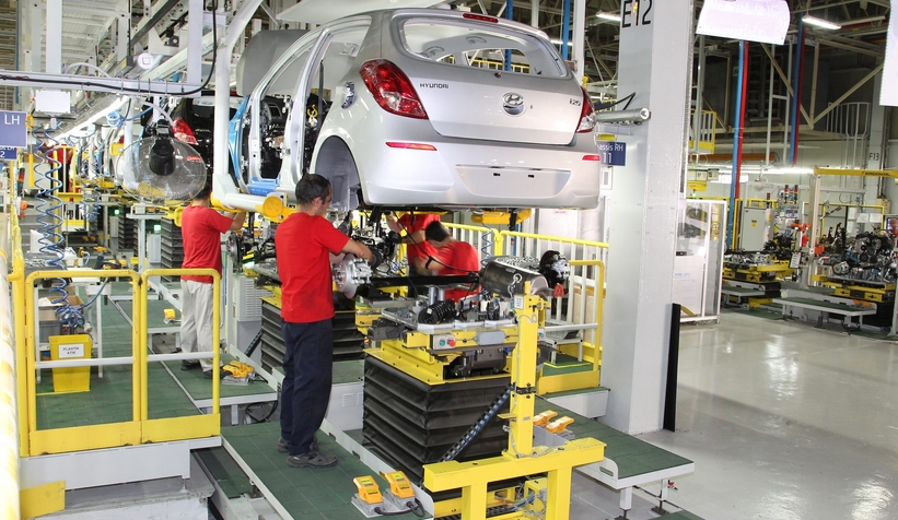 SAÜ'lü akademisyenden Hyundai mühendislerine eğitim