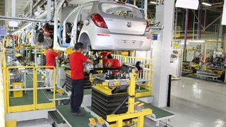 SAÜ'lü akademisyenden Hyundai mühendislerine eğitim