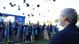 SAÜ TIP'da mezuniyet töreni yapıldı  