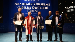 SAÜ’de Akademik Yükselme ve Bilim İnsanı Ödülleri Töreni