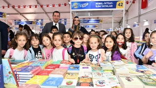 SAÜFEST'i ziyaret etti