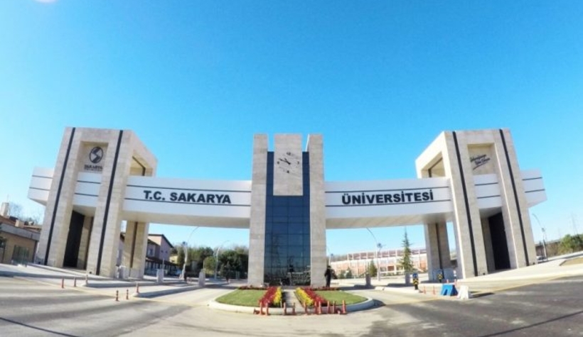 SAÜ’lü öğrenciler uzaktan eğitimden memnun