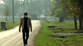 Savaşın parçaladığı hayatını kültürlerin birleştiriciliğini anlatmaya adadı