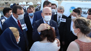 Şehidin nişanlısını teselli etti