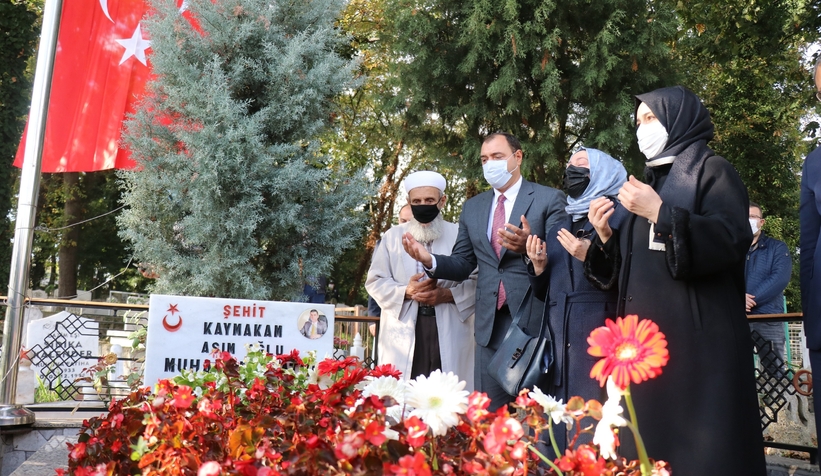 Şehit Kaymakam Safitürk kabri başında anıldı