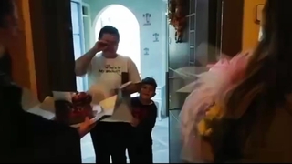 Şehit polisin eşine doğum günü sürprizi