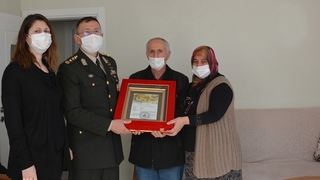 Şehit Selim Gedikin Şehadet Belgesi ailesine verildi