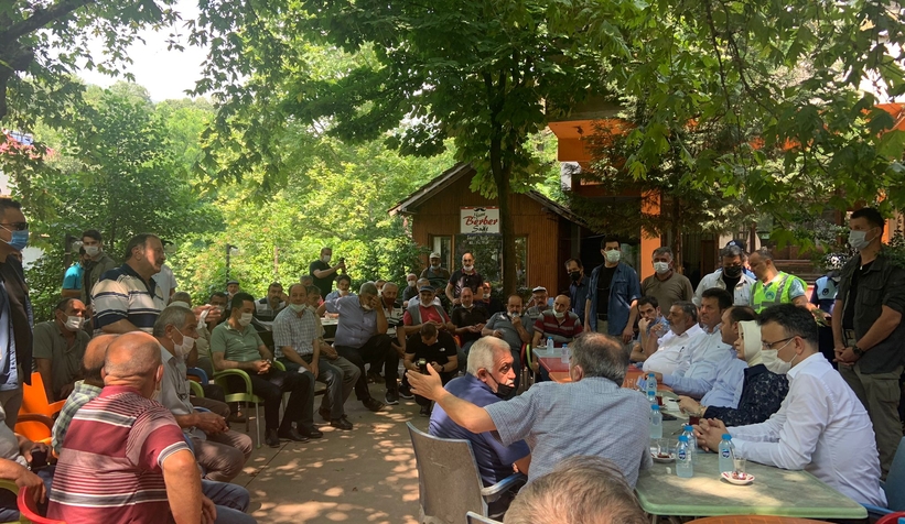 Selin vurduğu mahalleleri ziyaret ettiler