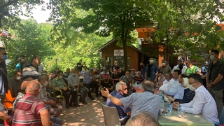 Selin vurduğu mahalleleri ziyaret ettiler