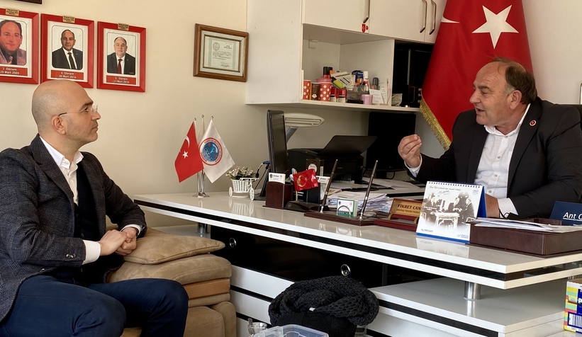 Serbes'den tebligat uyarısı; Vatandaşla muhtarlar karşı karşıya geliyor