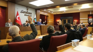 Serdivan Belediye Meclisi Olağanüstü toplandı