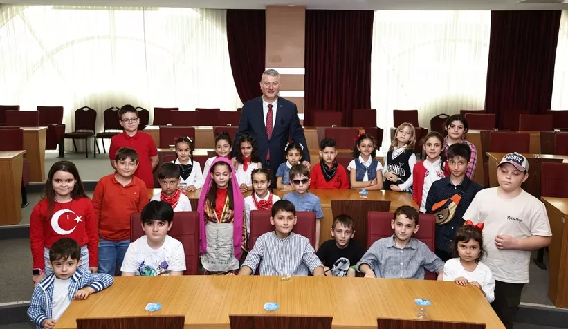 Serdivan Belediyesi Meclisi’nde söz hakkı çocukların