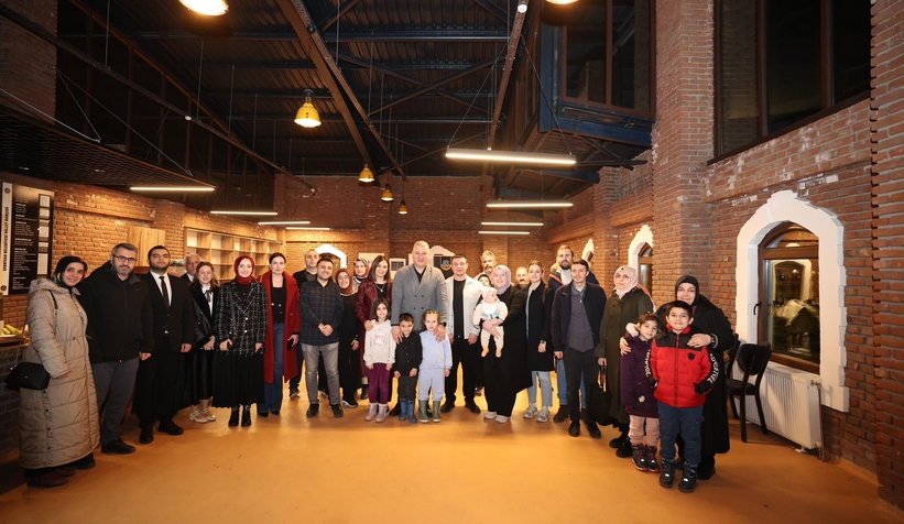 Serdivan Belediyesi’nden ailelere dijital çağ rehberliği