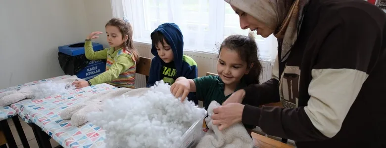Serdivan Çocuk Akademisi Atölyeleri 24 Mahallede çocuklarla buluşuyor!