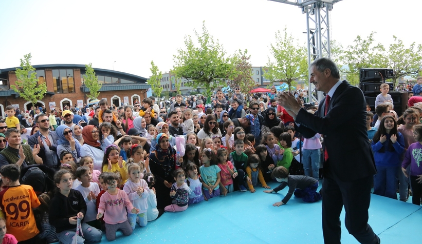 Serdivan Çocuk Şenliğine yoğun ilgi
