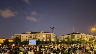 Serdivan'da açık havada sinema keyfi 