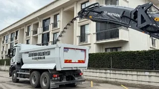 Serdivan'da asfalt çalışmaları sürüyor