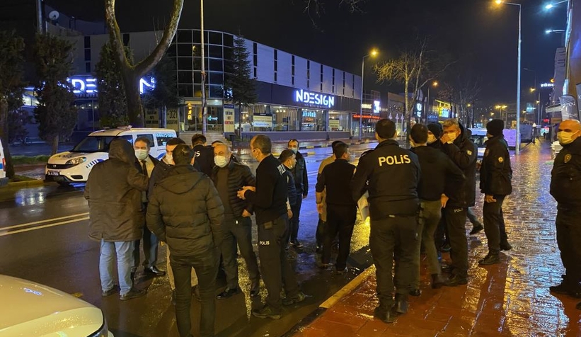 Serdivan'da dehşet; İki kişiyi bıçakladılar