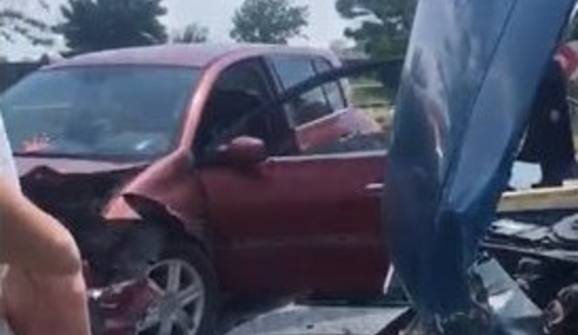 Serdivan'da kafa kafaya çarpıştılar: 2 yaralı