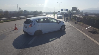 Serdivan'da kaza, araç bu hale geldi